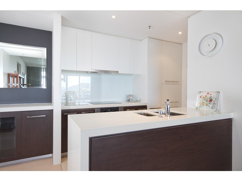 17/1 Marlin Parade, Cairns City QLD 4870