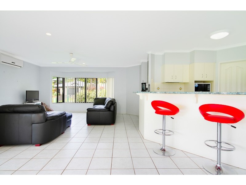 49 West Parkridge Drive, Brinsmead QLD 4870