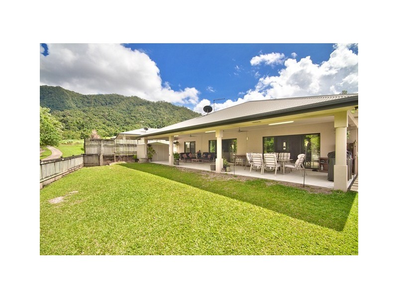 33 Goodsell Dr, Bentley Park QLD 4869