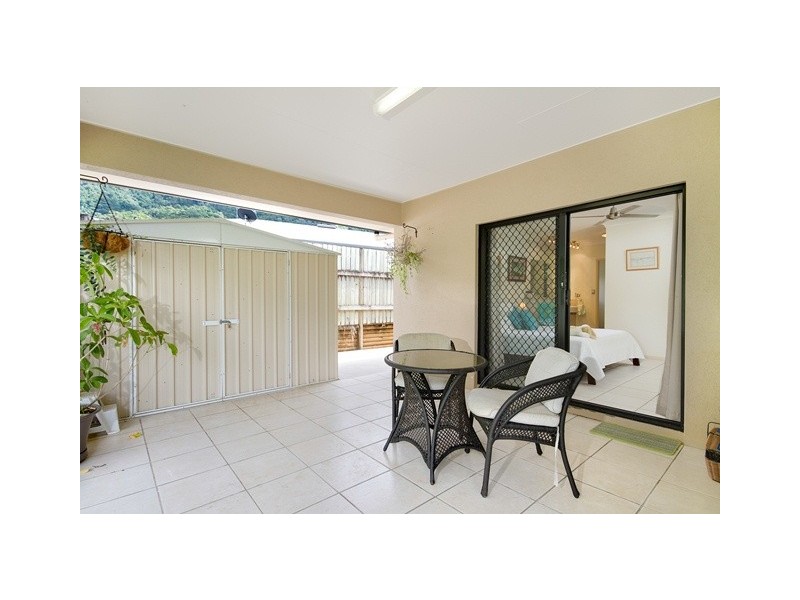 33 Goodsell Dr, Bentley Park QLD 4869