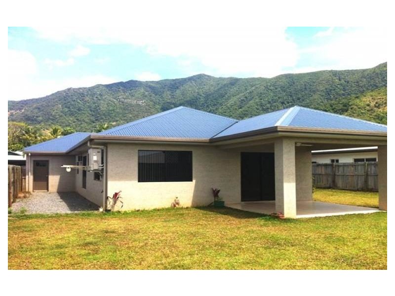 8 Derrick Street, Redlynch QLD 4870