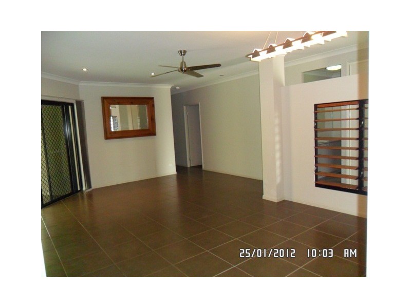 Bentley Park QLD 4869