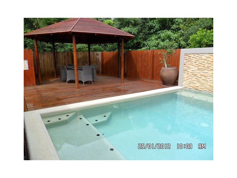 Bentley Park QLD 4869