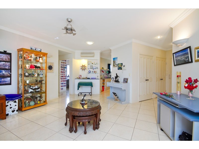 601/ 27 Wharf Street, Cairns City QLD 4870