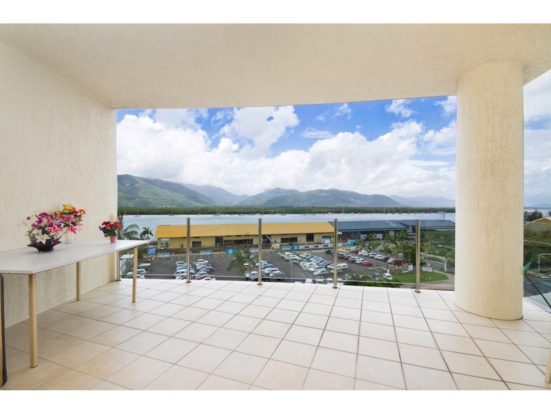 601/ 27 Wharf Street, Cairns City QLD 4870