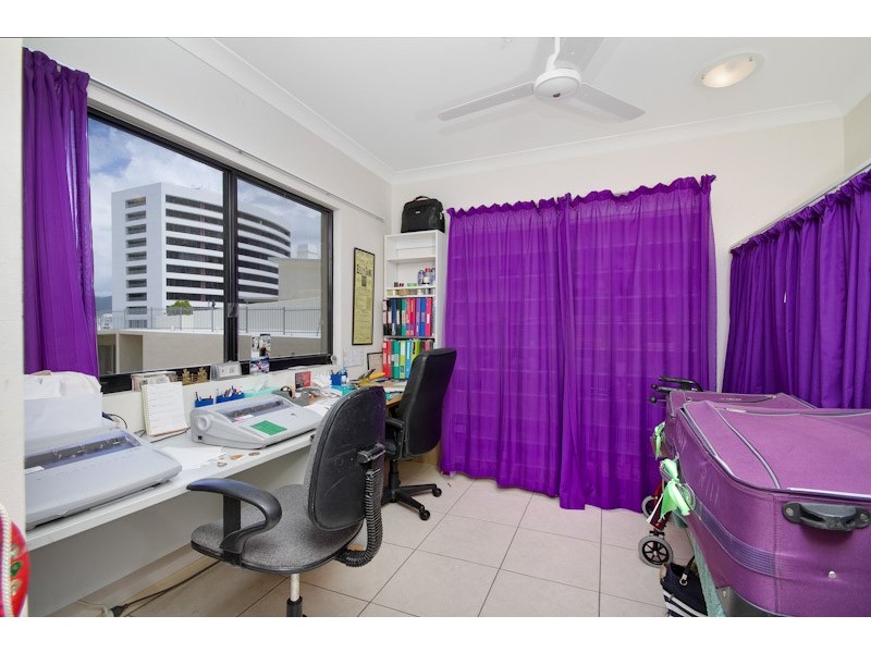 601/ 27 Wharf Street, Cairns City QLD 4870