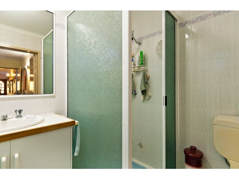 14 Veivers Close, Westcourt QLD 4870