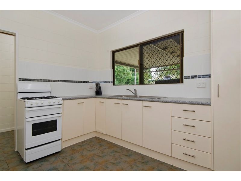 30 Lyndel Drive, Woree QLD 4868