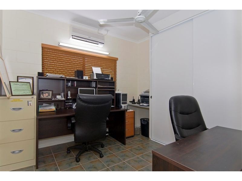 30 Lyndel Drive, Woree QLD 4868