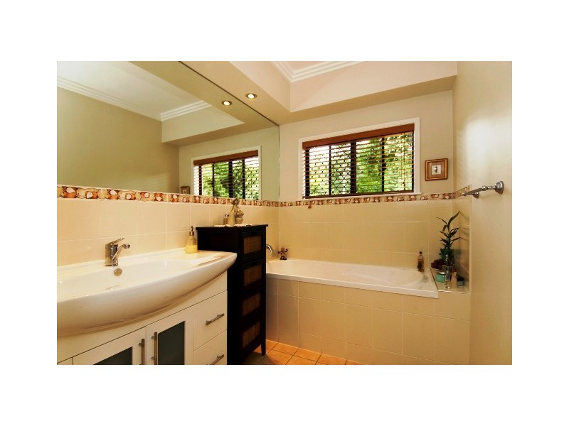 3/38-40 Osprey Close, Bayview Heights QLD 4868