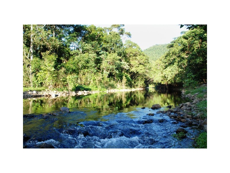 18 (Lot 13) Quoll Close, Redlynch QLD 4870