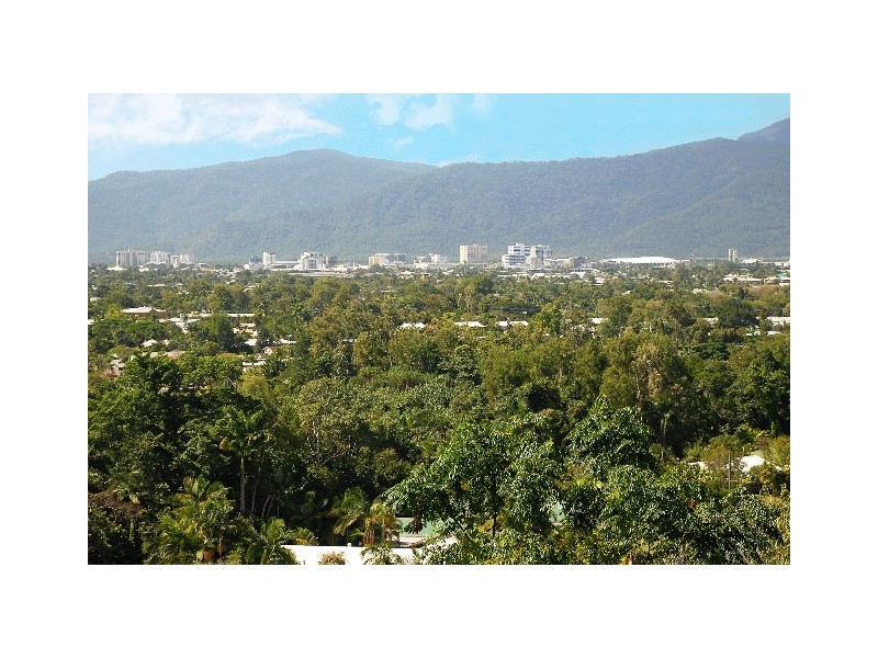 56 Koppen Terrace, Mooroobool QLD 4870