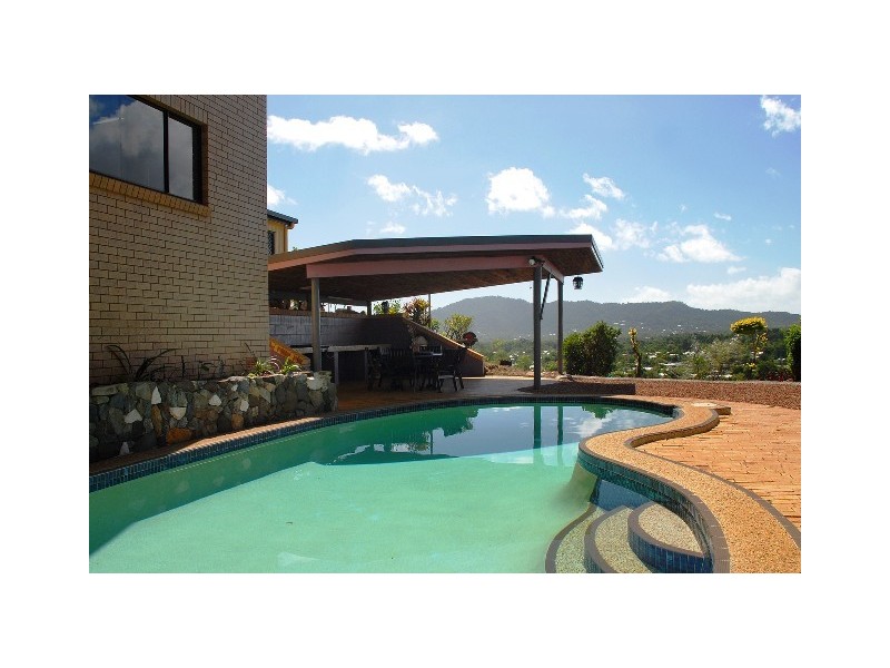 56 Koppen Terrace, Mooroobool QLD 4870