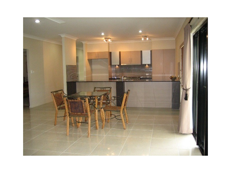 11 Propeller Court, Trinity Beach QLD 4879