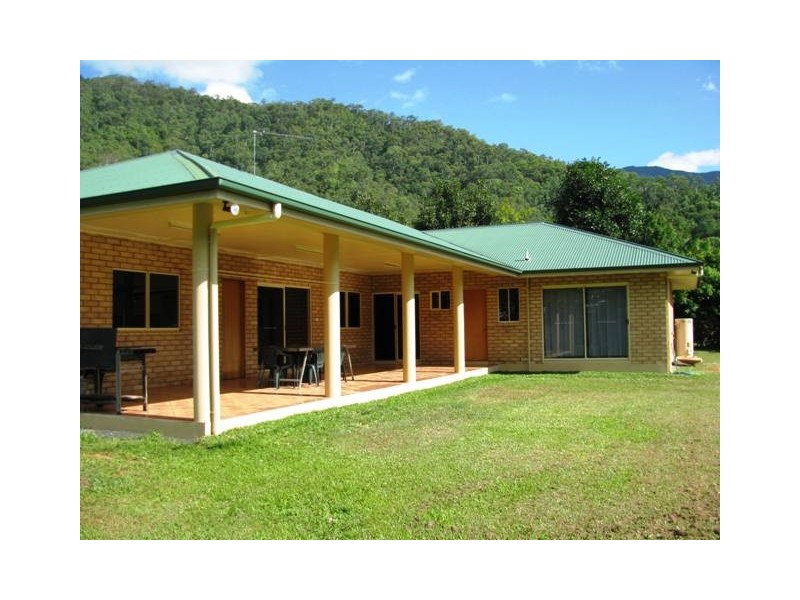 Redlynch QLD 4870