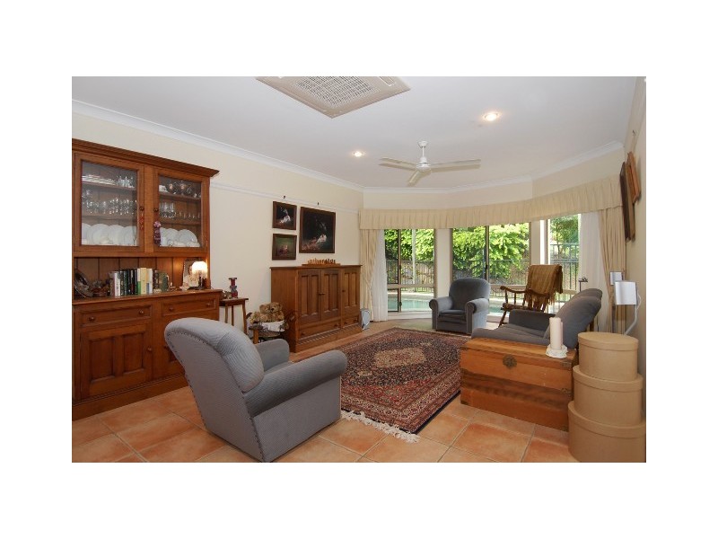 5 Senate Street, Bentley Park QLD 4869