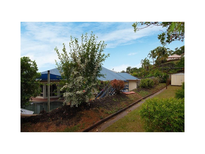 5 Senate Street, Bentley Park QLD 4869