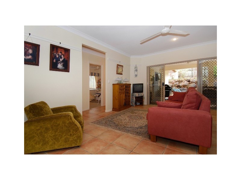 5 Senate Street, Bentley Park QLD 4869