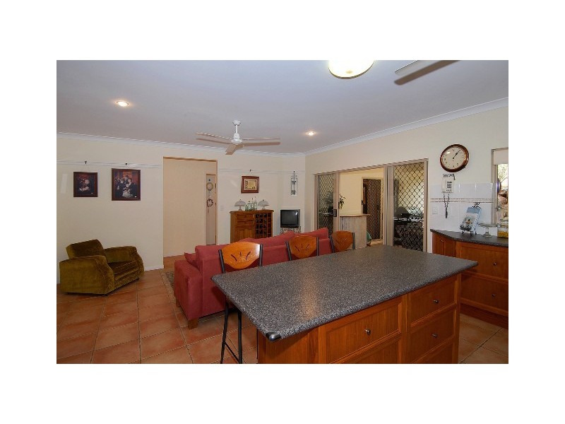5 Senate Street, Bentley Park QLD 4869