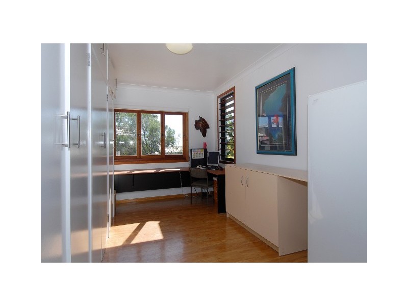 45 – 47 Koppen Terrace, Mooroobool QLD 4870