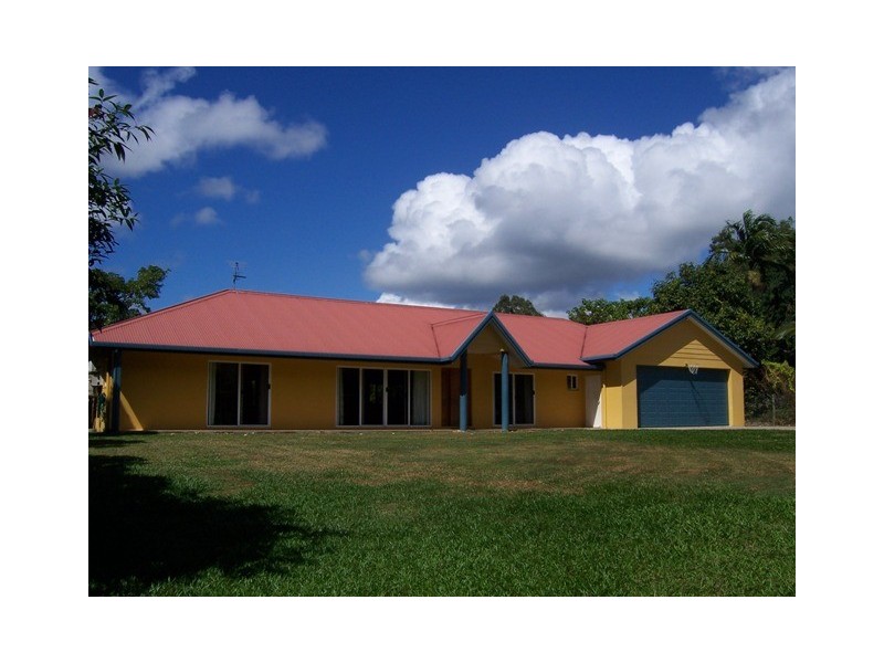 1  South Ellison Street, Clifton Beach QLD 4879