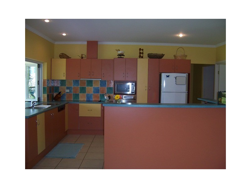 1  South Ellison Street, Clifton Beach QLD 4879