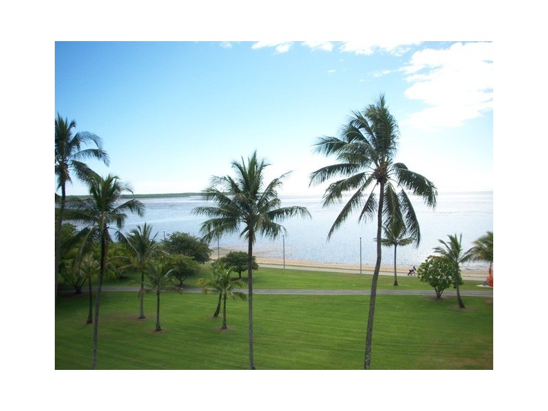 Cairns North QLD 4870