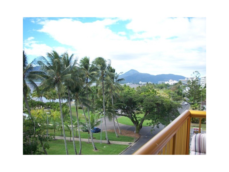Cairns North QLD 4870