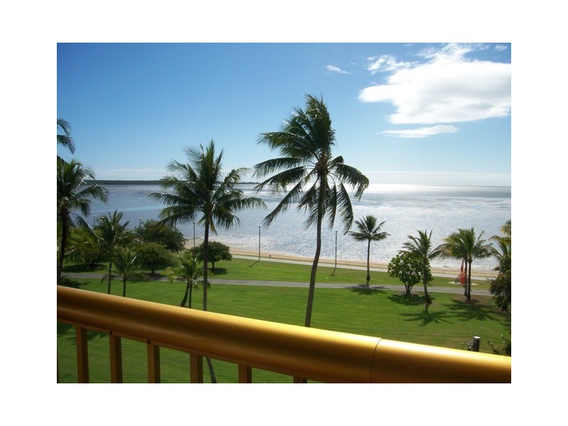 Cairns North QLD 4870