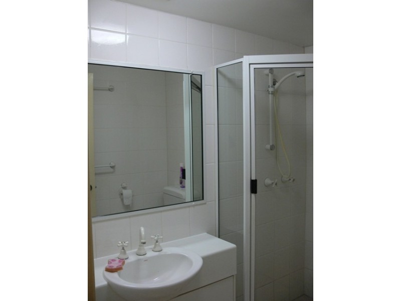14/8 Munro Terrace, Mooroobool QLD 4870