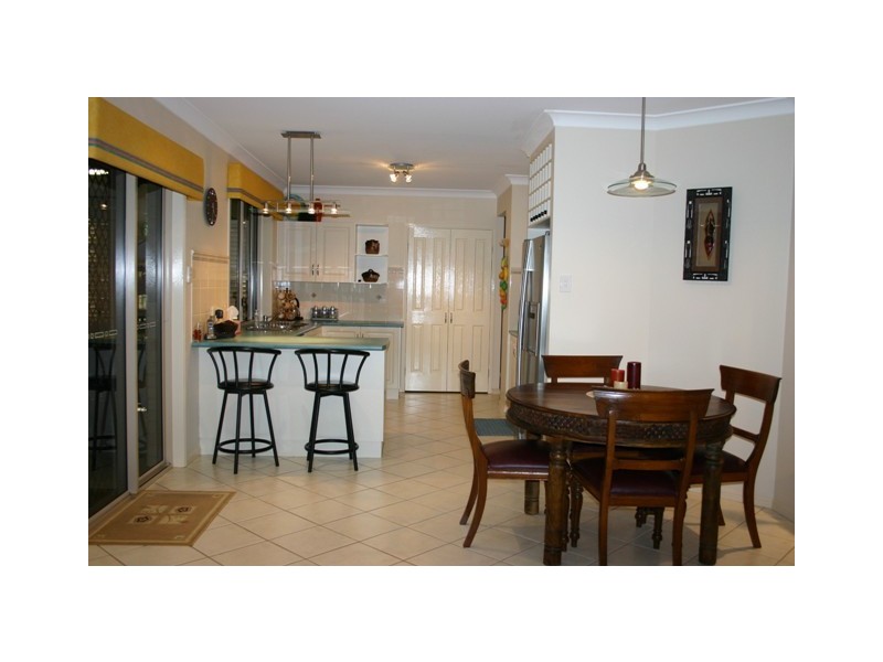 15 Knight Road, Smithfield QLD 4878