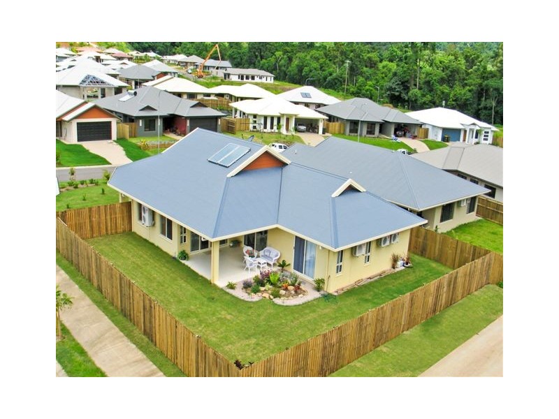 2 Stringer Close, Redlynch QLD 4870
