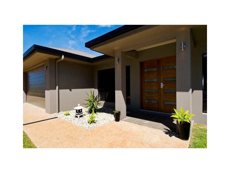 77 Walker Road, Bentley Park QLD 4869