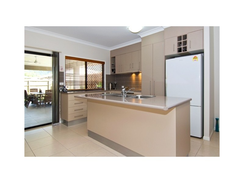 77 Walker Road, Bentley Park QLD 4869