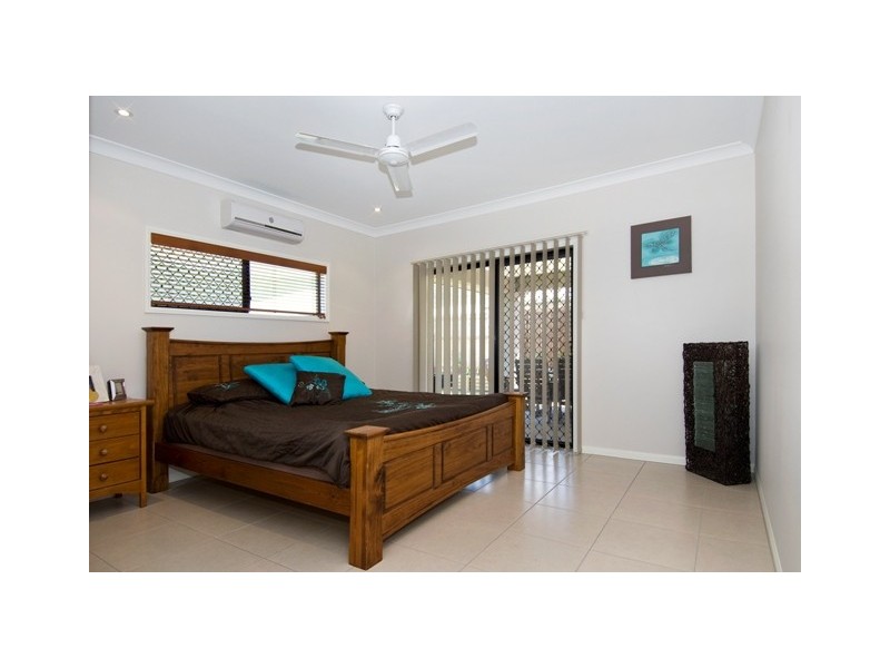 77 Walker Road, Bentley Park QLD 4869