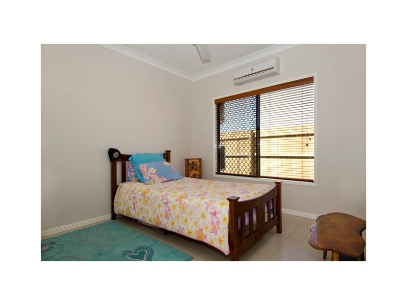 77 Walker Road, Bentley Park QLD 4869