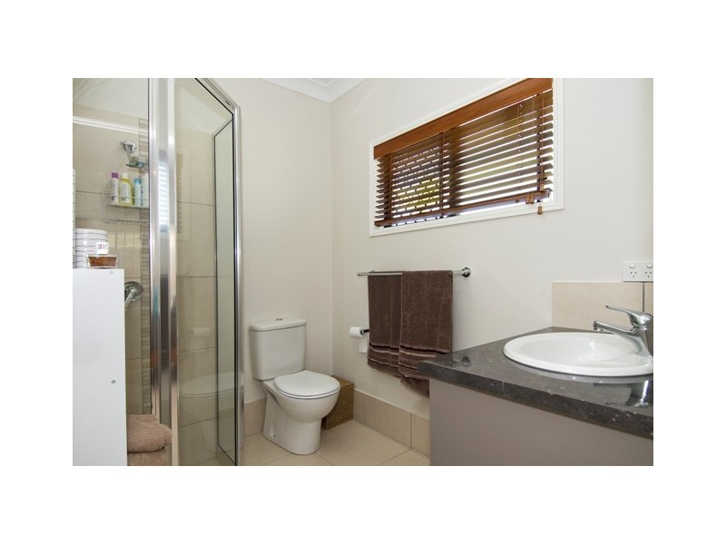 77 Walker Road, Bentley Park QLD 4869