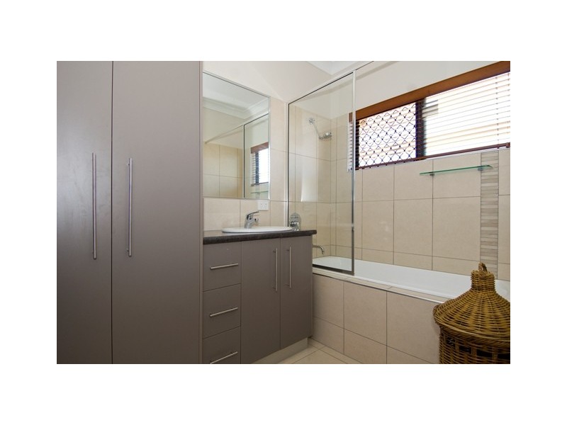 77 Walker Road, Bentley Park QLD 4869