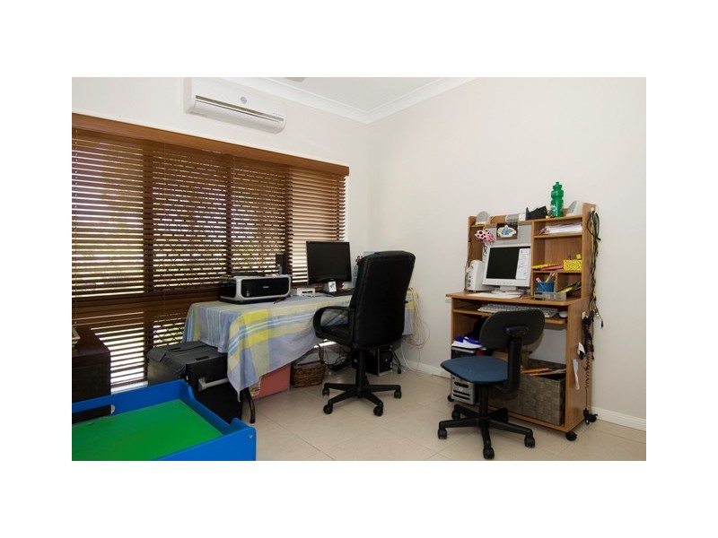 77 Walker Road, Bentley Park QLD 4869