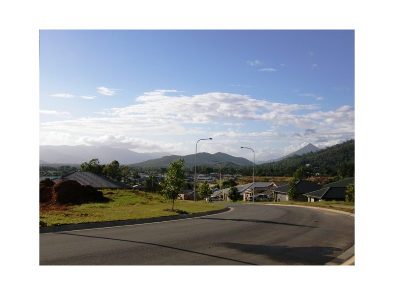93 Fitzmaurice Drive, Bentley Park QLD 4869