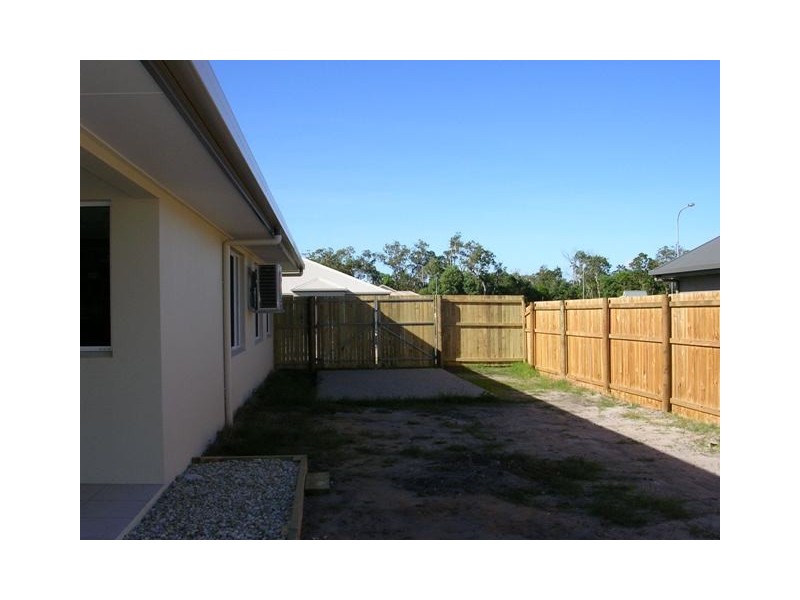 14 Hulbert Street, Trinity Park QLD 4879