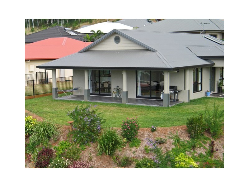 1  Platypus Close, Mount Sheridan QLD 4868