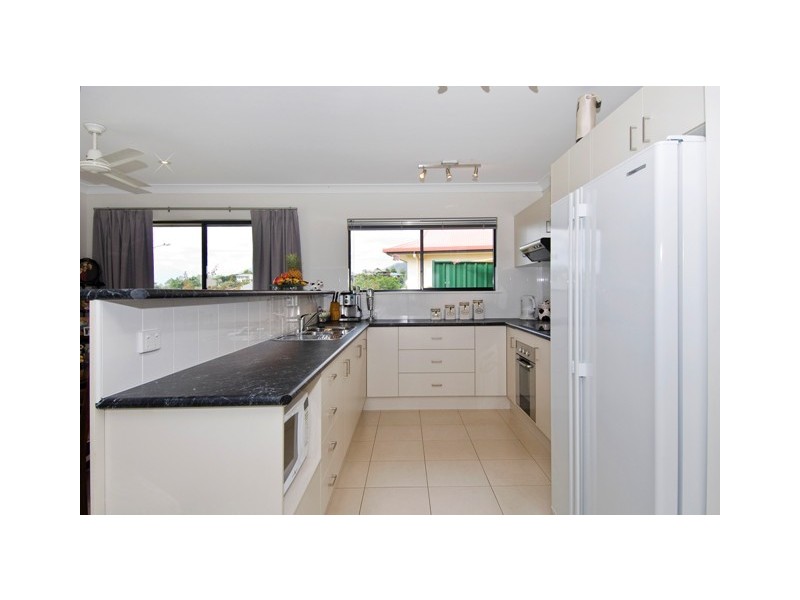 1  Platypus Close, Mount Sheridan QLD 4868