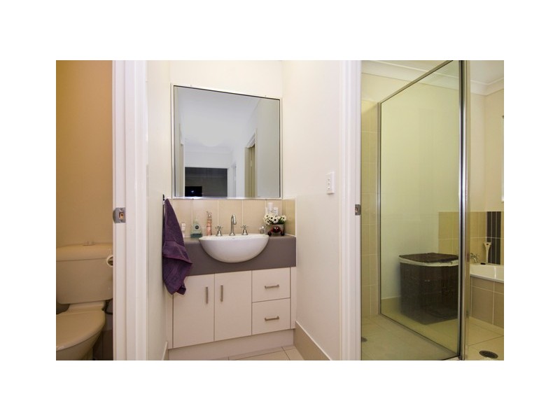 1  Platypus Close, Mount Sheridan QLD 4868