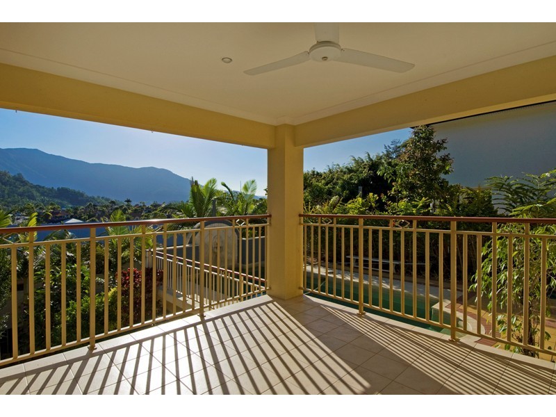 7 East Parkridge Drive, Brinsmead QLD 4870