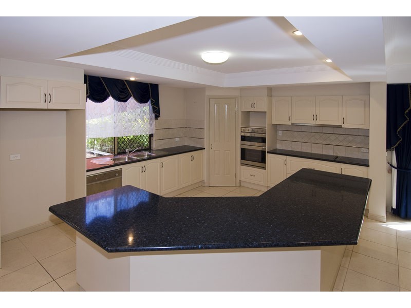 7 East Parkridge Drive, Brinsmead QLD 4870