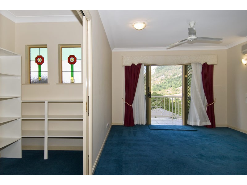 7 East Parkridge Drive, Brinsmead QLD 4870