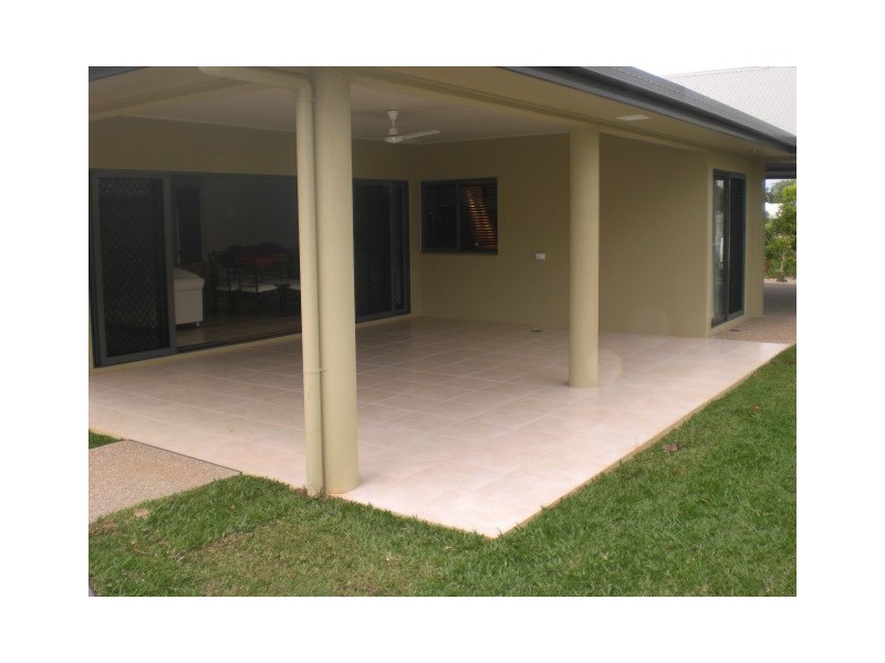 23 Bowline Close, Trinity Beach QLD 4879