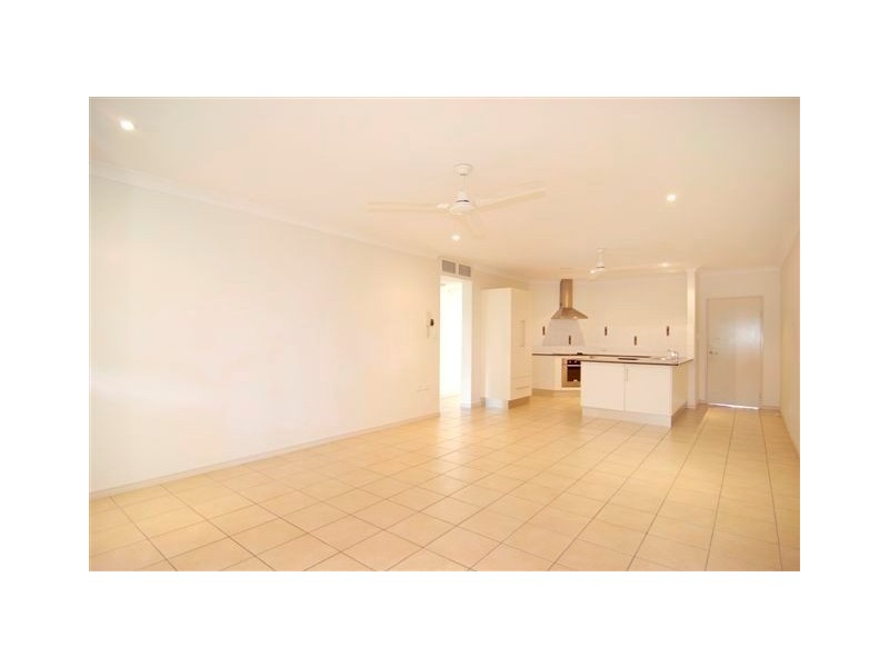 3/72 Digger Street, Cairns North QLD 4870