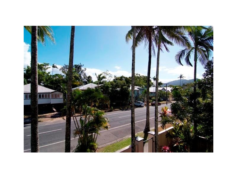 3/72 Digger Street, Cairns North QLD 4870